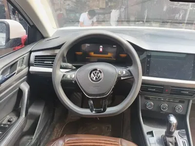 Volkswagen Lavida 2021, 173500 км, за 53300 CNY