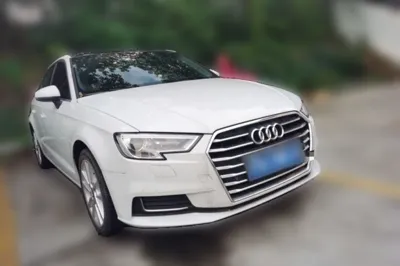 Audi A3 2020, 42500 км, за 66789.23 CNY