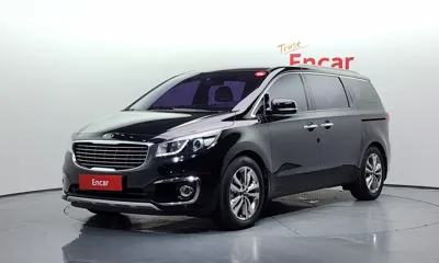 Kia Canival · 2015 год