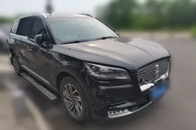 Lincoln Aviator 2022, 41100 км, за 236945.06 CNY