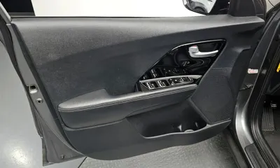 Kia Niro 2018, 151086 км, за 11200000 KRW - фото 24