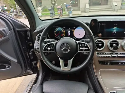 Mercedes-Benz GLC 2022, 49600 км, за 221100 CNY