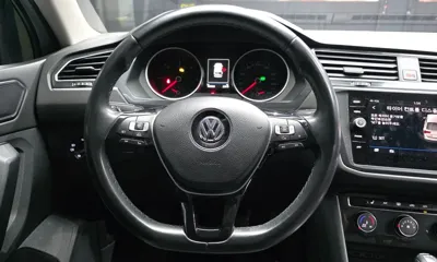 Volkswagen Tiguan 2018, 100268 км, за 16500000 KRW - фото 13