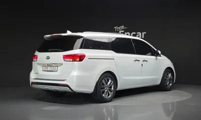 Kia Canival 2018, 187471 км, за 9900000 KRW - фото 2