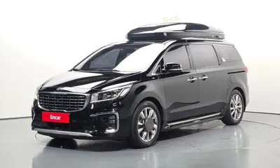 Kia Canival · 2020 год