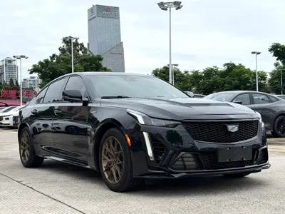 Cadillac CT5 2023, 30000 км, за 136800 CNY