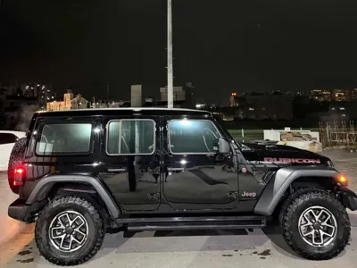 Jeep Wrangler · 2025 год