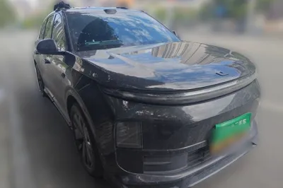 Li Auto L6 2025, 16600 км, за 209751.34 CNY