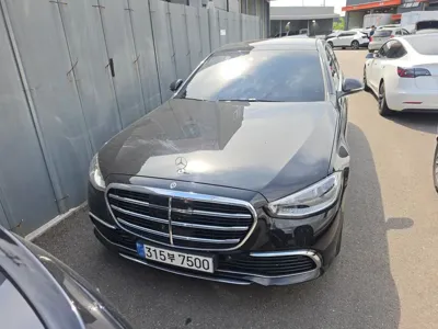 Mercedes-Benz S-Class · 2025 год
