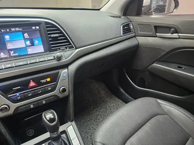 Hyundai Avante 2016, 92000 км, за 7500000 KRW - фото 11