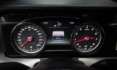 Mercedes-Benz E-Class 2018, 53716 км, за 21500000 KRW - фото 8
