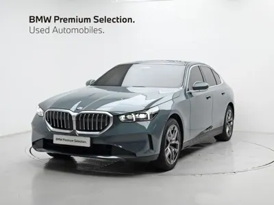 BMW 5-Series · 2025 год