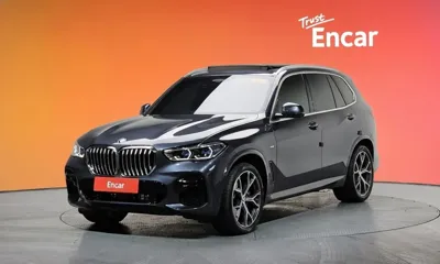 BMW X5 · 2022 год