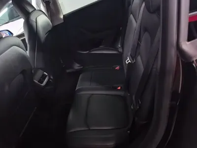 Tesla Model Y 2021, 70600 км, за 138900 CNY - фото 13
