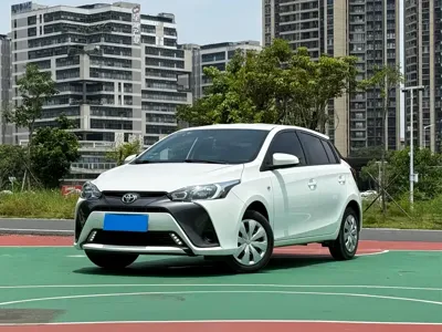 Toyota Yaris L · 2022 год