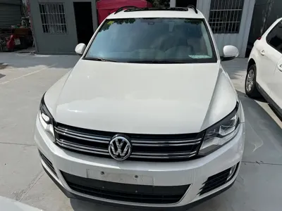 Volkswagen Tiguan 2017, 85000 км, за 43600 CNY