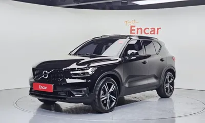 Volvo XC40 · 2020 год