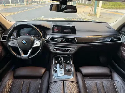 BMW 7 Series 2020, 70000 км, за 243000 CNY - фото 6