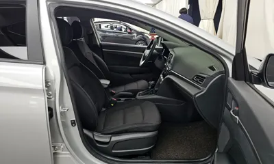 Hyundai Avante 2019, 81161 км, за 10600000 KRW - фото 11