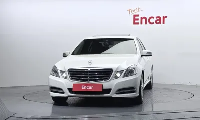Mercedes-Benz E-Class 2012, 178838 км, за 9990000 KRW