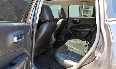 Jeep Compass 2018, 64938 км, за 12900000 KRW - фото 11