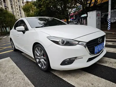 Mazda 3 Axela 2017, 91000 км, за 32000 CNY