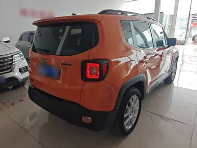 Jeep Renegade 2020, 55100 км, за 40700 CNY - фото 7