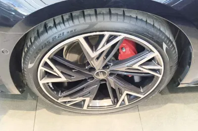Audi A7L 2024, 11399 км, за 364050.84 CNY - фото 8