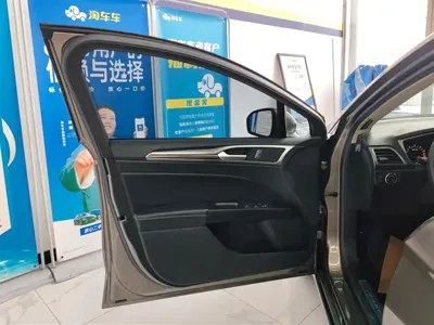 Ford Mondeo 2018, 72800 км, за 46900 CNY - фото 7