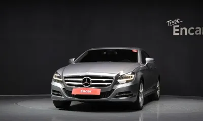 Mercedes-Benz CLS-Class 2013, 73401 км, за 12400000 KRW