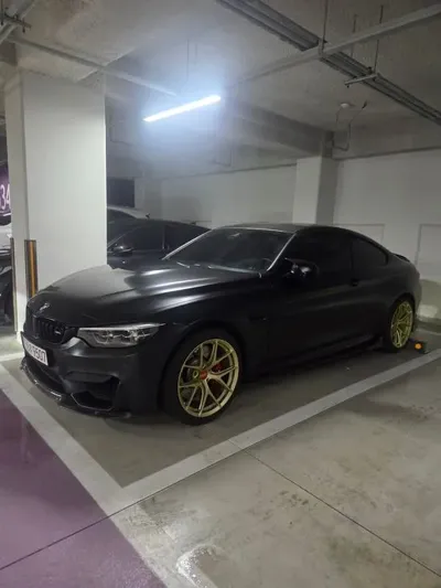 BMW M4 · 2020 год