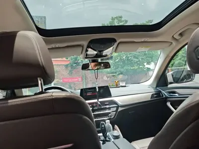 BMW 5 Series 2018, 100600 км, за 117200 CNY - фото 15