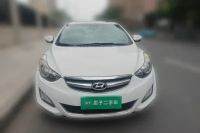 Hyundai Elantra (5th Generation 2015, 39300 км, за 31746.52 CNY - фото 2