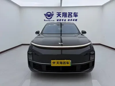 Li Auto Li L8 2024, 34000 км, за 248000 CNY