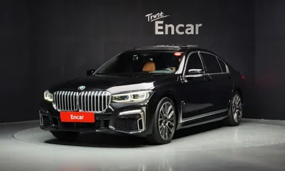 BMW 7-Series · 2021 год