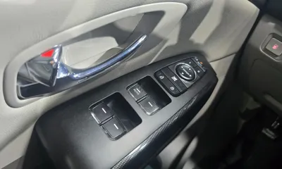 Kia Canival 2016, 177952 км, за 8000000 KRW - фото 19