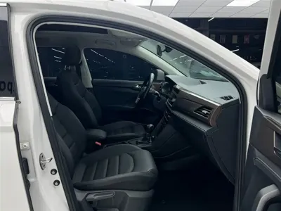 Volkswagen Tharu 2022, 48000 км, за 133800 CNY - фото 9