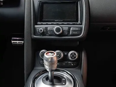 Audi R8 2015, 80000 км, за 498000 CNY - фото 15