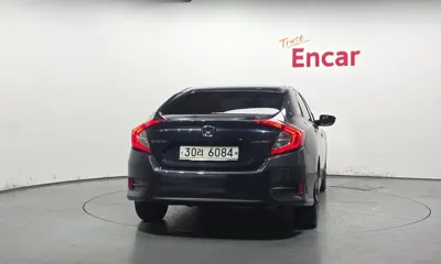Honda Civic 2017, 62805 км, за 12800000 KRW
