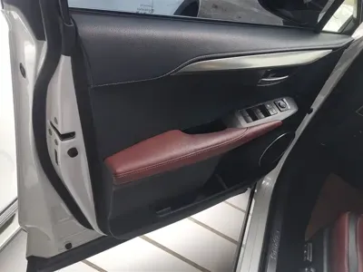 Lexus NX 2015, 132900 км, за 93800 CNY - фото 7