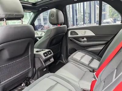 Mercedes-Benz GLE AMG 2023, 22400 км, за 569800 CNY - фото 14