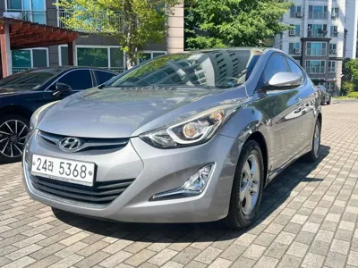 Hyundai Avante 2015, 90000 км, за 5600000 KRW - фото 1