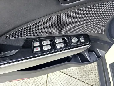 KG_Mobility_Ssangyong TIBOLI 2016, 217000 км, за 2600000 KRW - фото 11