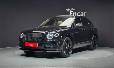 Bentley Bentayga · 2017 год