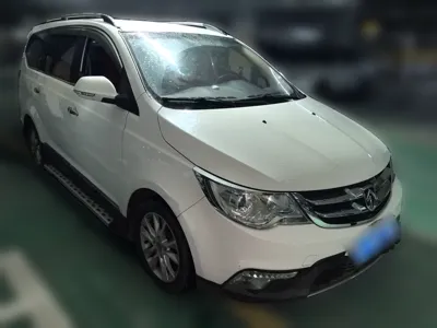 Baojun 730 2014, 74300 км, за 19945.24 CNY