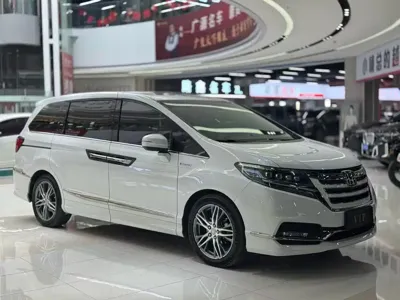 Honda Elysion 2016, 180000 км, за 75800 CNY