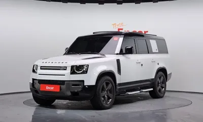 Land Rover Defender · 2023 год