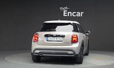 MINI Cooper 2024, 656 км, за 44800000 KRW