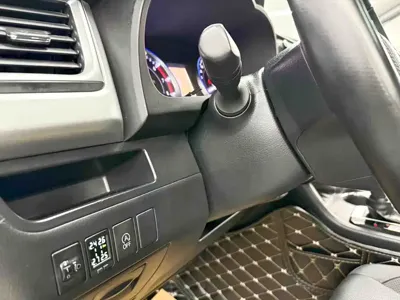 Toyota Highlander 2017, 60000 км, за 99800 CNY - фото 10