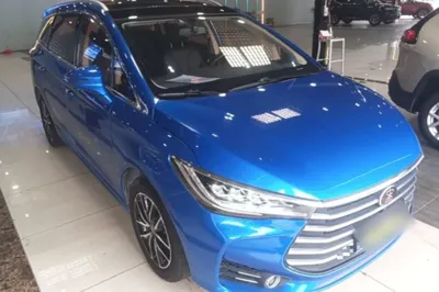 BYD Song Max 2017, 94400 км, за 55433.84 CNY